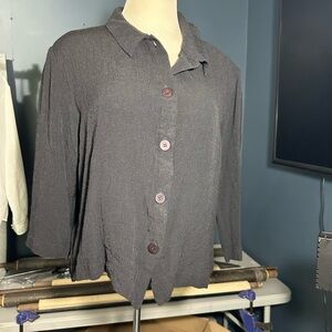 Eileen Fisher Button Up Blouse Size Large Gauze Texture Asymmetrical Front Hem